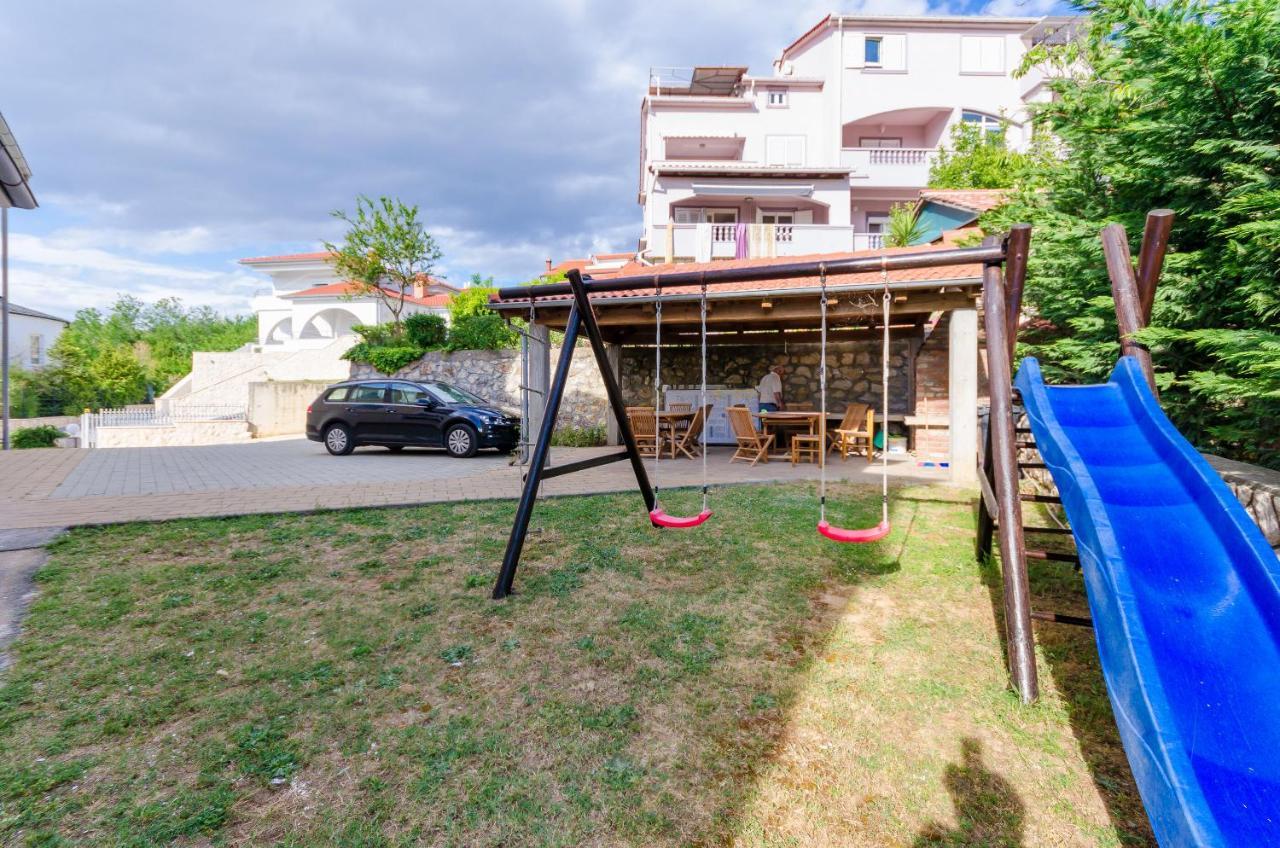 Apartments Alex Lopar Exterior photo